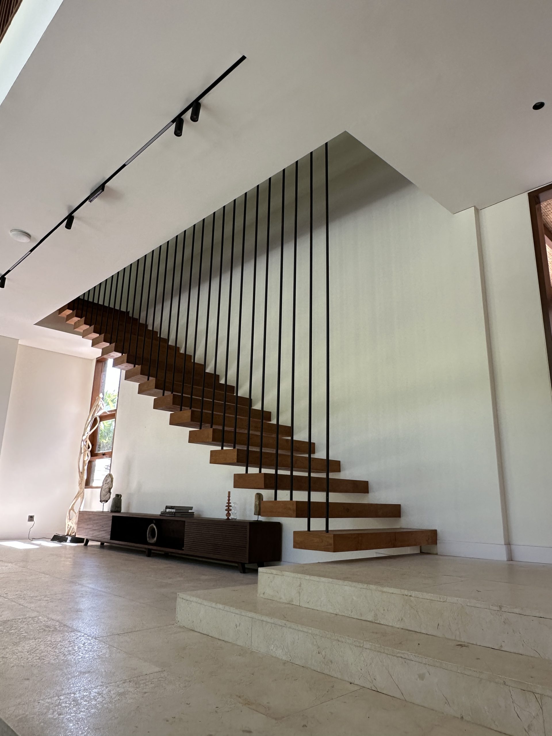 Private villa Nordoy Nyanyi